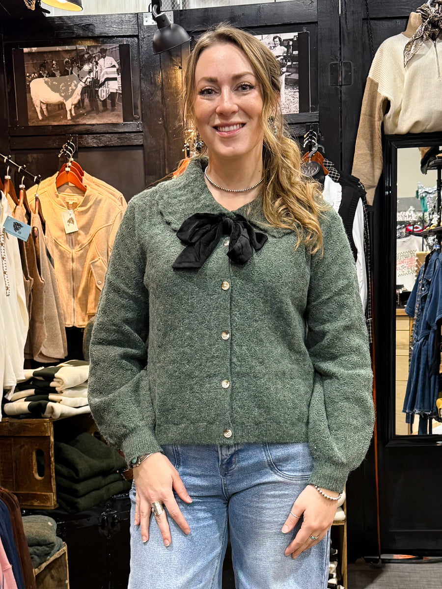 Bow Front Collared Cardigan