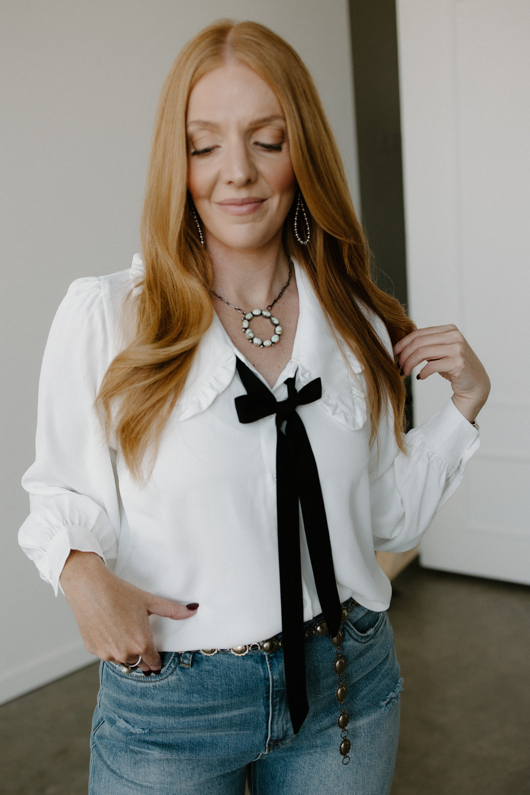 Peter Pan Collar Bow Tie Blouse